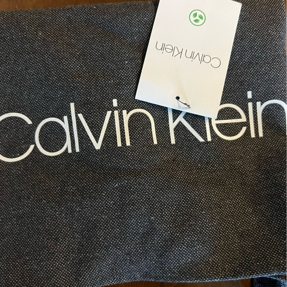 NWT Calvin Klein Reuseable Tote Bag Gray Spellout Green Bag - Picture 6 of 6